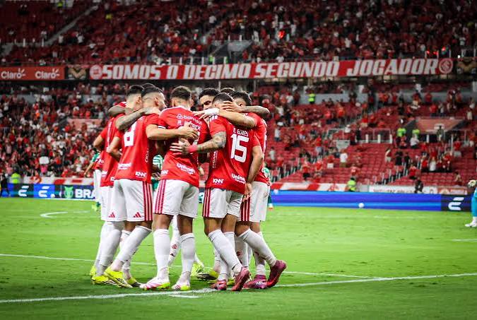 Inter retorna ao braileiro em jogo contra o Cruzeiro