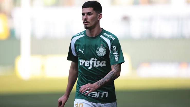 Inter monitora Rômulo, volante do Palmeiras, para reforçar o elenco