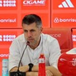 Técnico Pezzolano em entrevista coletiva do Internacional após jogo no Beira-Rio.