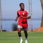 Benjamin Arhin - volante ganês em treino no CT do Internacional