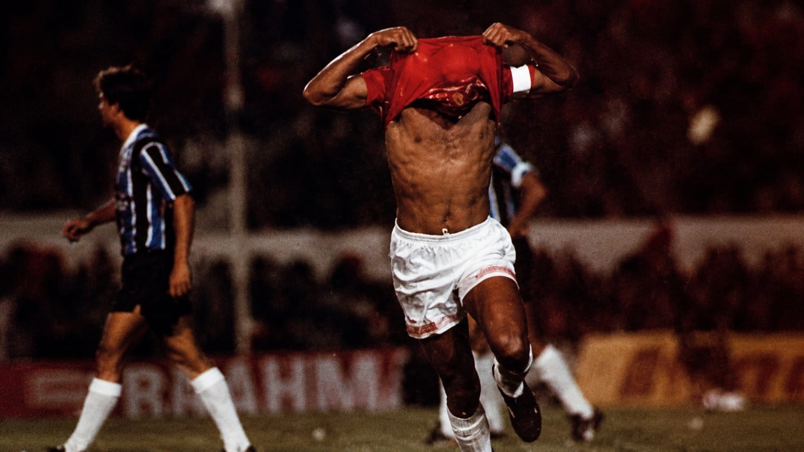 Histórico do Grenal na Copa do Brasil: o único mata-mata sorri pro Inter