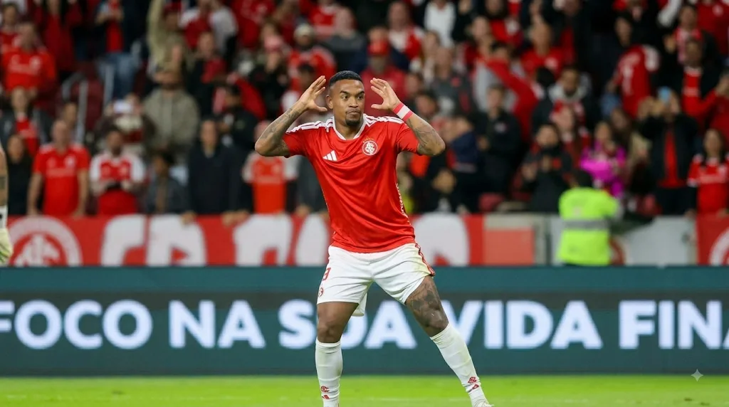 Alerrandro comemora gol pelo Internacional, aracante faz postagem enigmatica nas redes sociais