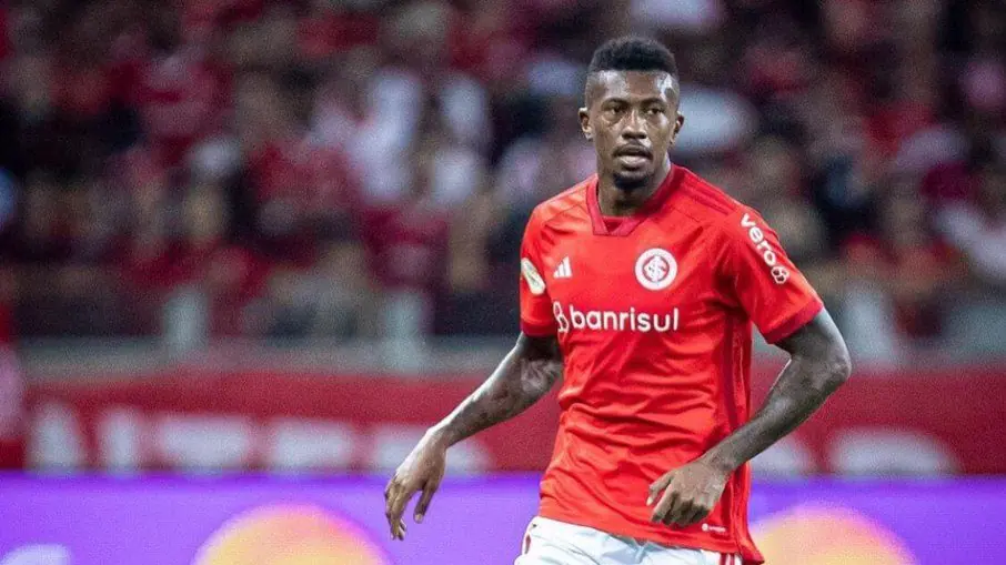 Igor Gomes cobra o Inter na Justiça, ex-zagueiro em ação pelo