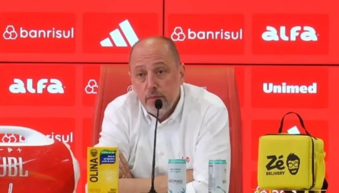 Barcellos admite salários atrasados no Inter após empate no Gre-Nal 453