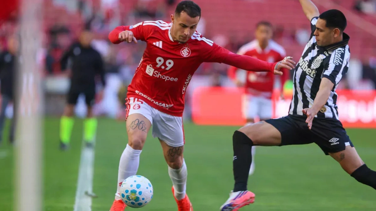 Inter perde para o Santos e chega a dez jogos sem vencer