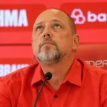 Alessandro Barcellos, presidente do Inter, durante coletiva de imprensa