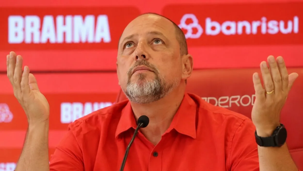 Alessandro Barcellos, presidente do Inter, durante coletiva de imprensa
