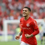 Fabricio Bustos, ex-lateral do Inter, é o novo reforço do Coritiba