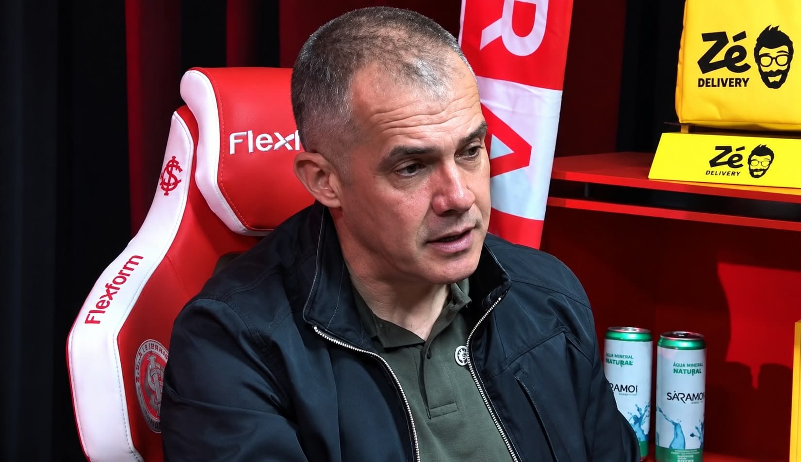 Eduardo Baptista, técnico do Inter, concede entrevista ao InterCast na véspera da estreia